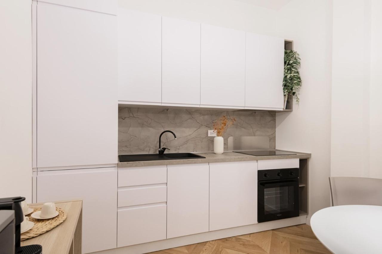Easylife - Oasi Di Stile A 10Min Dal Duomo Leilighet Milano Eksteriør bilde